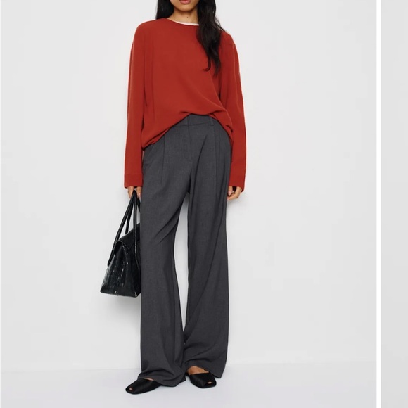 Reformation Sweaters - Reformation cashmere boyfriend sweater NWT